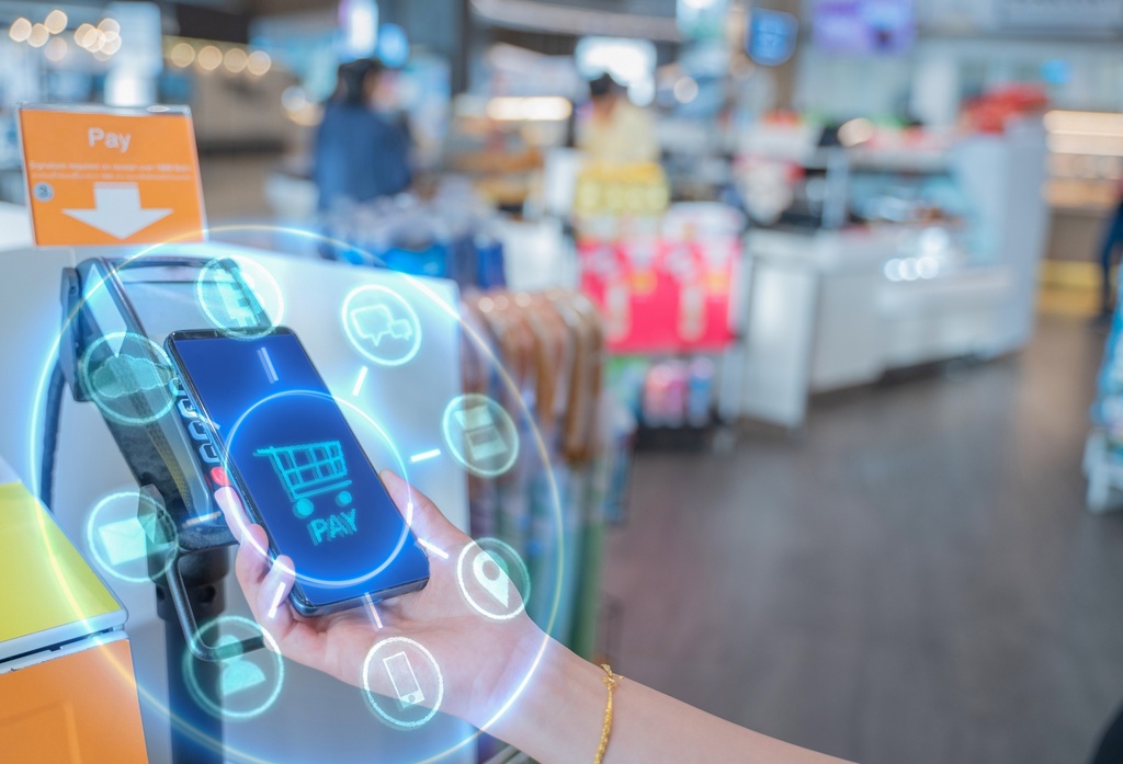 Digitalisation du retail : comment les nouveaux parcours shopper dessinent le commerce de demain